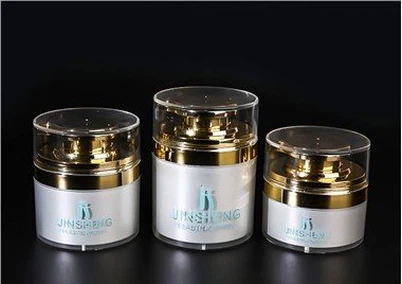 בקבוק איירלס מרובע